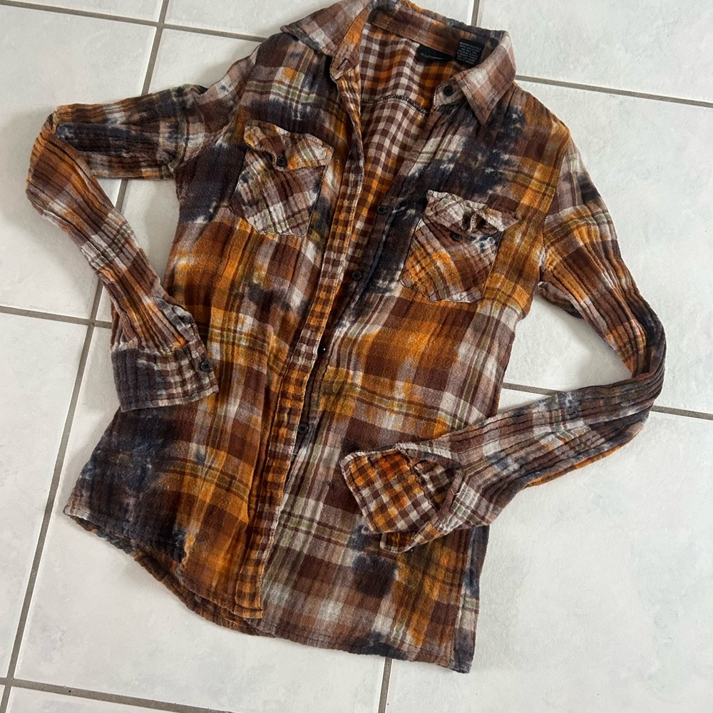 Daytrip Checkered Shirt in Brown and Yellow - Picture 5 of 7